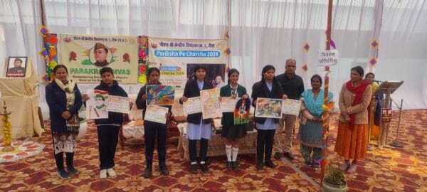 More than 100 children gathered in KV No.1 Rewa to discuss the exam.