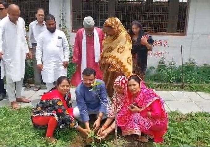 Rewa Today : Rafat Warsi reached Rewa