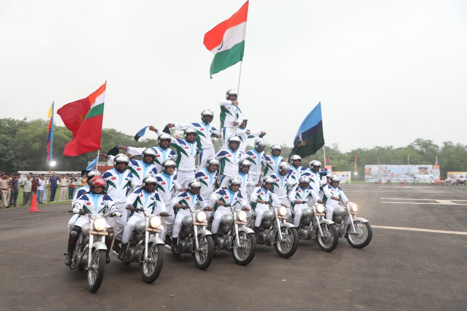 Rewa Today Chief Minister Dr. Mohan Yadav paid tribute to the martyrs on Kargil Vijay Diwas
