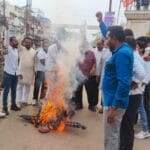 Congress effigy burning against Kailash Vijayvargiya